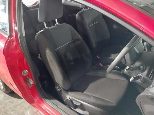 Front seat ford fiesta - rh,