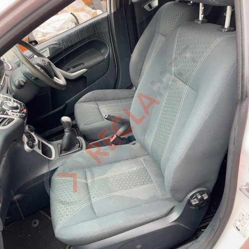 Ford fiesta titanium mk7 - titanium,