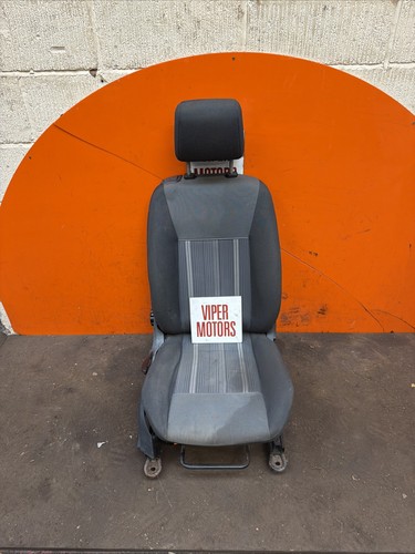 Ford fiesta front seat - fiesta, 3