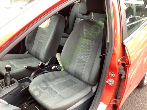Ford fiesta zetec - mk7, (b299)
